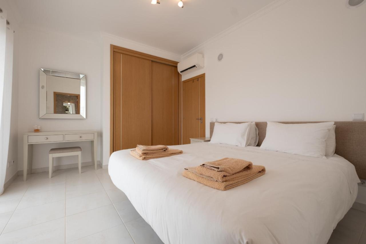 Porto De Mos 69 By Destination Algarve