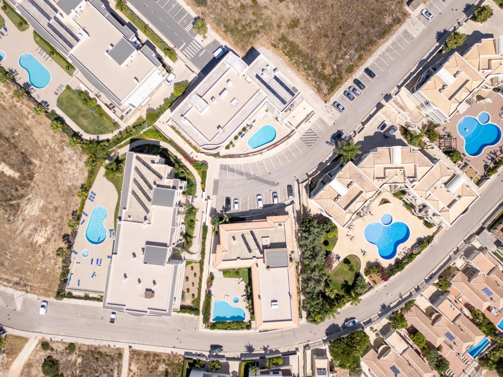 Porto De Mos 69 By Destination Algarve *